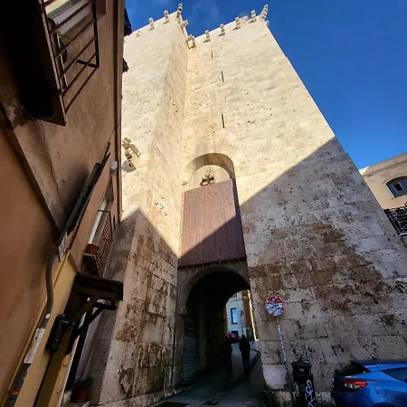 La Perla Nel Castello 칼리아리